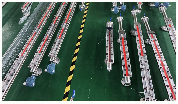 側(cè)裝式磁性浮子液位計(jì)產(chǎn)品圖